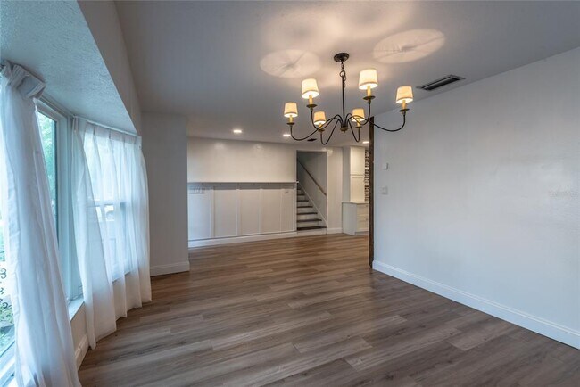 Building Photo - 518 Crestover Dr