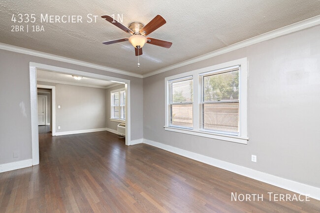 Building Photo - 4335 Mercier St