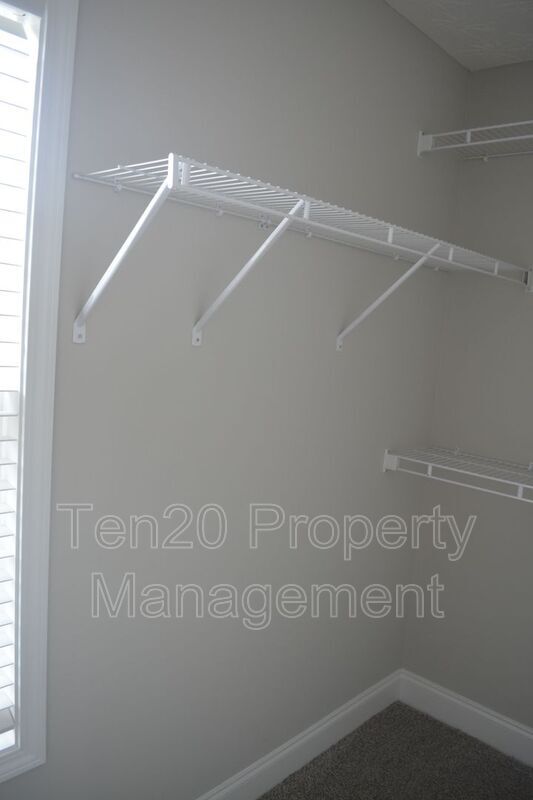 Building Photo - 7477 Coppice Dr