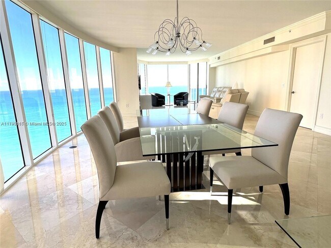Building Photo - 17555 Collins Ave