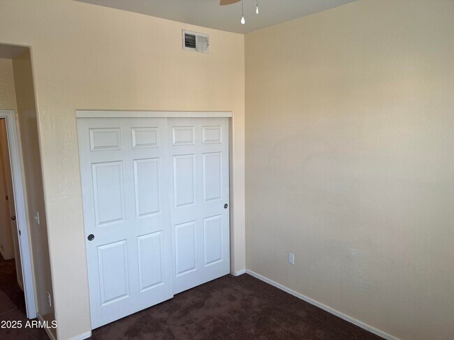 Building Photo - 14575 W Mountain View Blvd