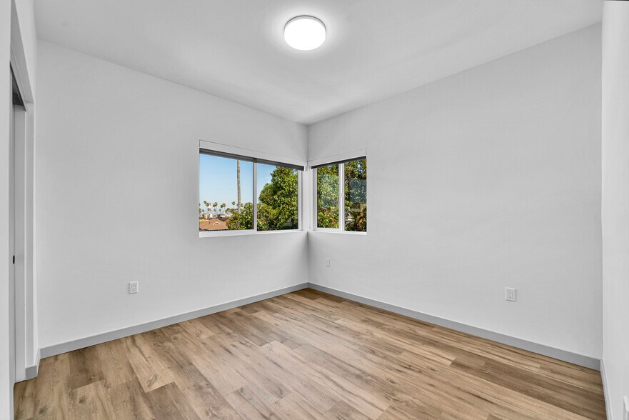 Building Photo - 1240 Magnolia Ave