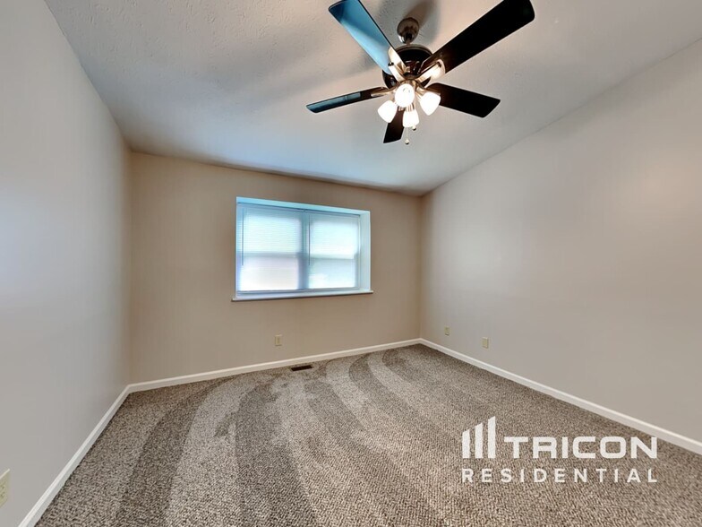 Building Photo - 7436 Glensford Dr