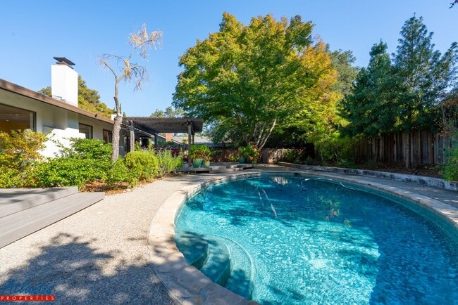 Building Photo - Beautiful Los Gatos Home | Remodeled | Swi...