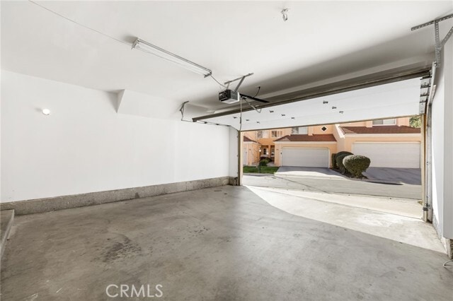 Building Photo - 6301 Honolulu Ave