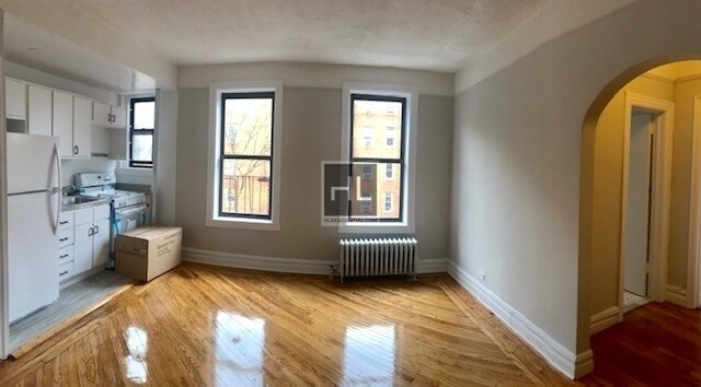 Building Photo - 48 STREET