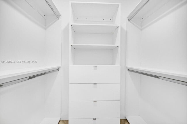 Building Photo - 2045 SW 125th Ct