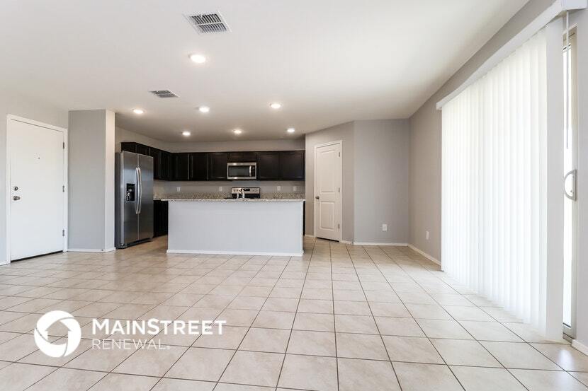 Building Photo - 8579 S 253rd Ave
