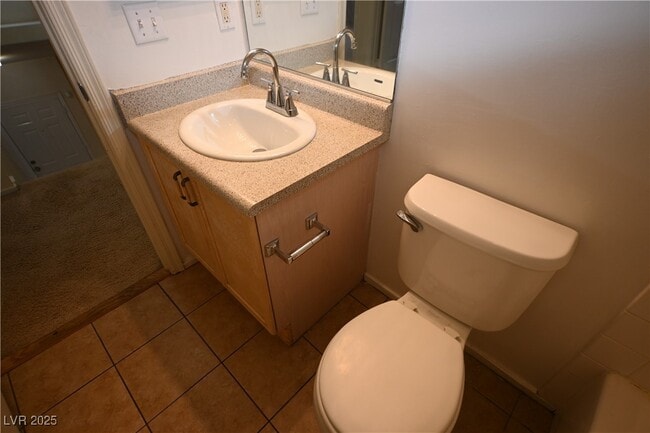 Building Photo - 8465 Blue Island Ave