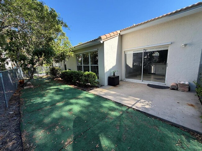 Building Photo - 7657 Sanctuary Dr