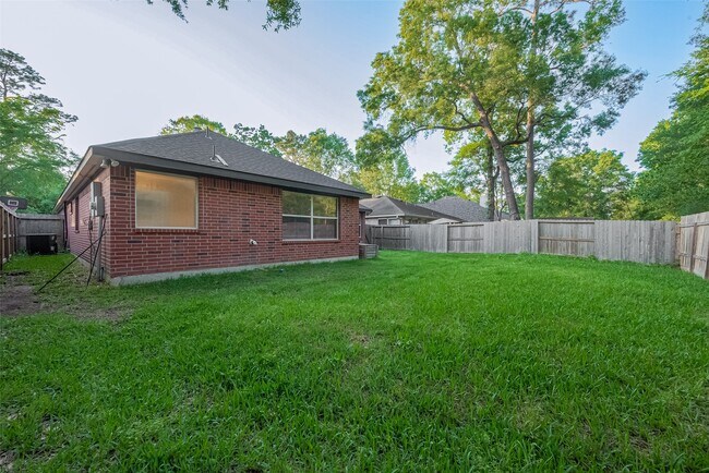 Building Photo - 119 Genesee Ridge Dr