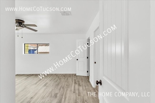 Building Photo - 5972 W Rafter Cir St