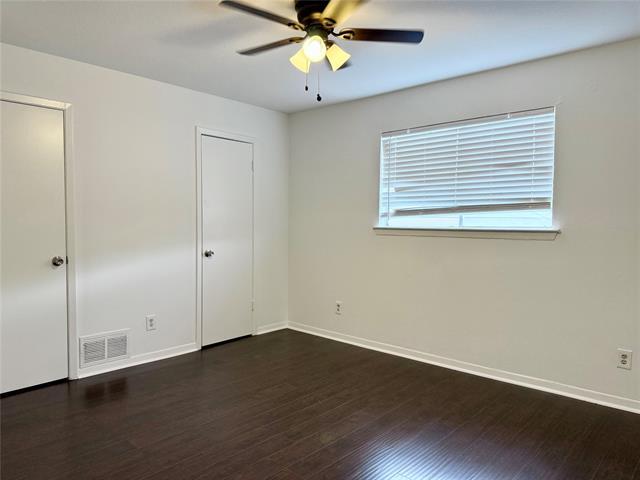 Building Photo - 3100 Townbluff Dr