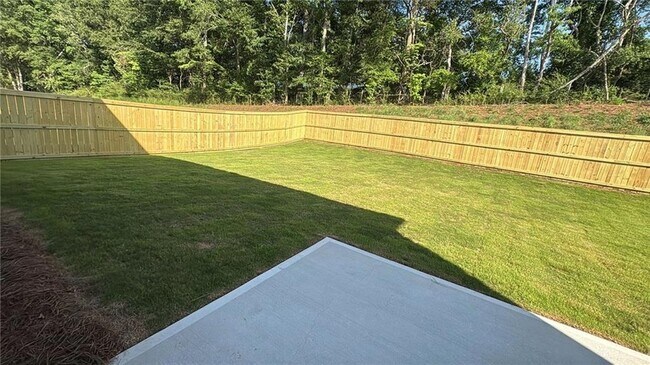 Building Photo - 458 Red Dragon Dr