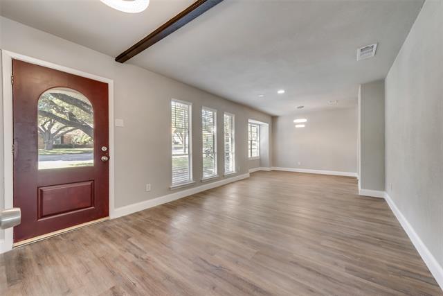 Building Photo - 1500 Wade Dr