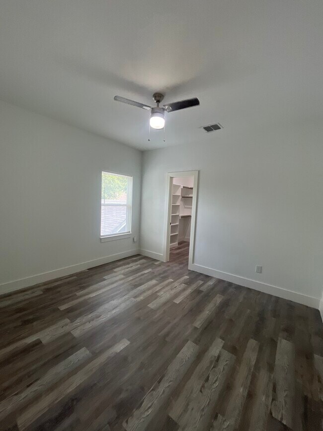 Building Photo - Custom Built 3/2/2 Delga Park! Trinity Trails Minutes from downtown Fort Worth!