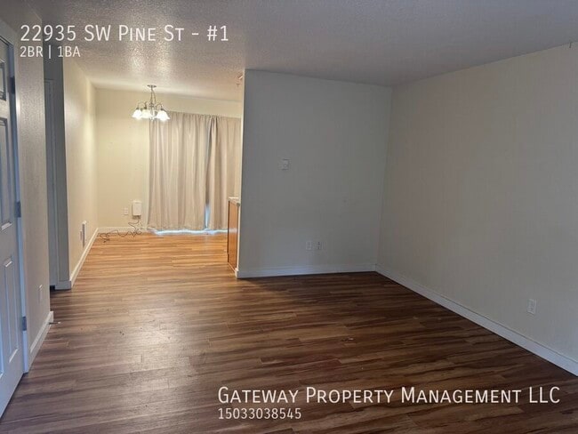 Building Photo - 22935 SW Pine St