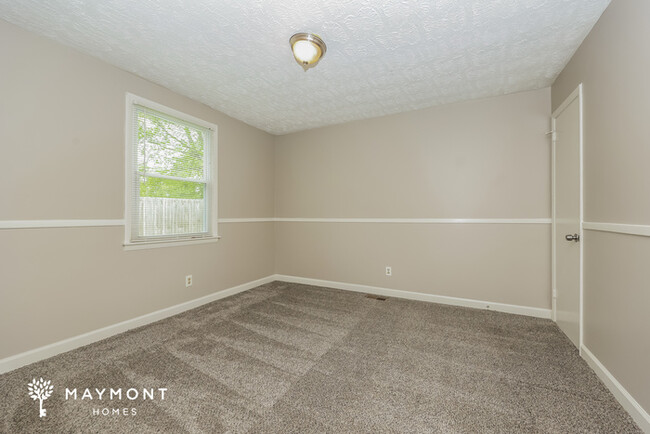 Building Photo - Classic 3-Bedroom Brick Home