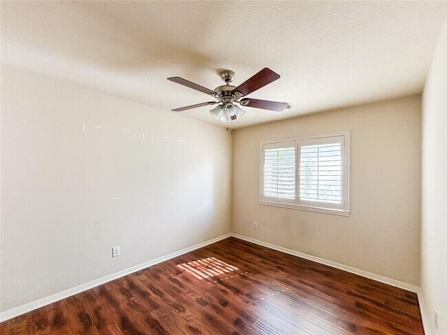 Building Photo - 1745 Dapplegrey Ln