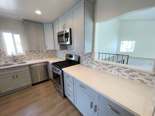 Building Photo - Oxnard Shores- Completely Remodeled & Steps to the Sand!