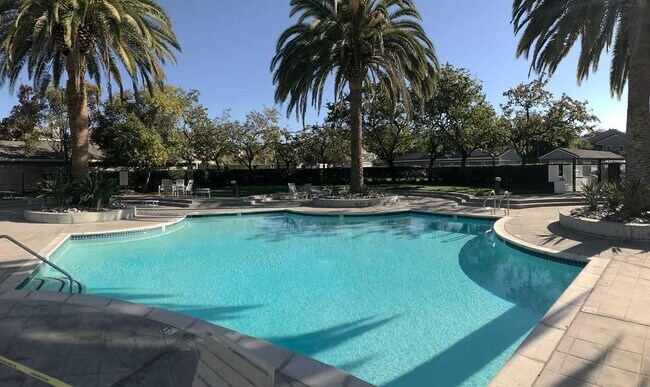 Building Photo - 930 Owens Lake Dr