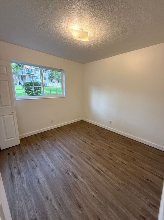 Building Photo - 1388 N 1300 W