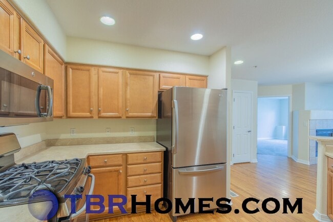 Building Photo - 14300 Waterside Ln