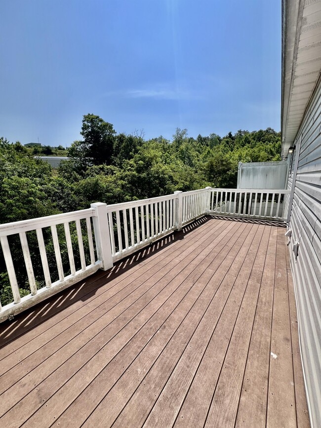Building Photo - 40 Brownstone Dr