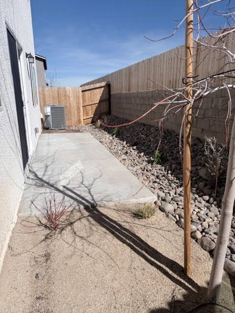 Building Photo - Move-in Ready! 4 Bedroom 2.5 House in Lemmon Valley!