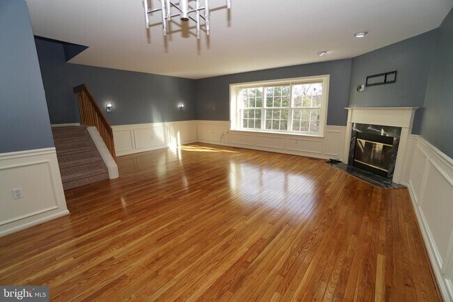 Building Photo - 2000 Harvard Dr