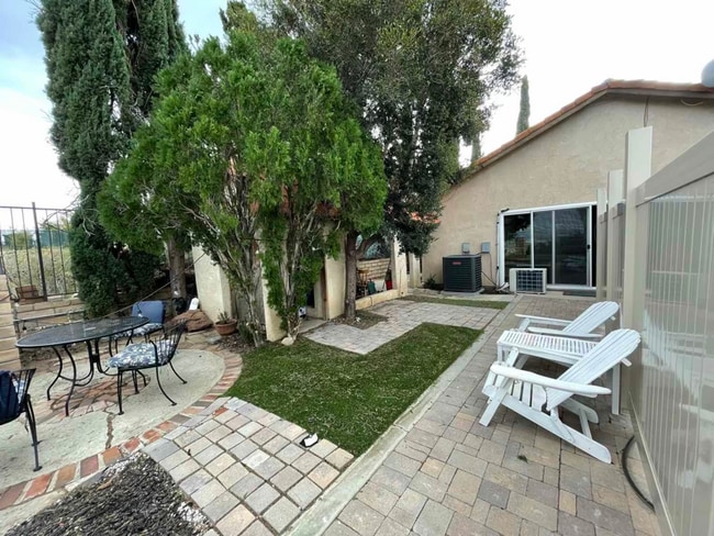 Building Photo - 12800 Woodley Ave