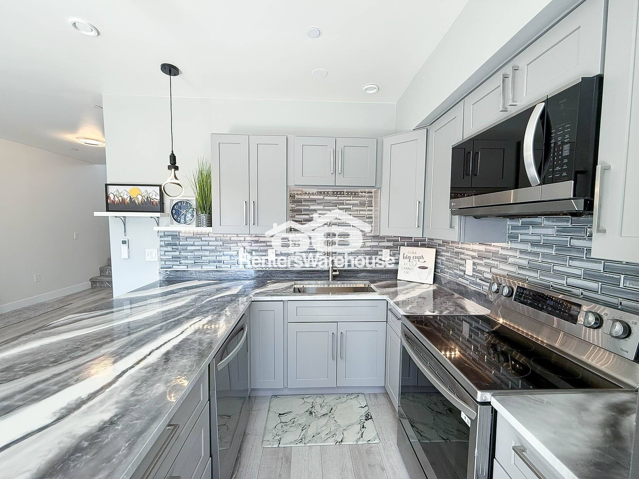 Building Photo - 3578 W 66th Ave