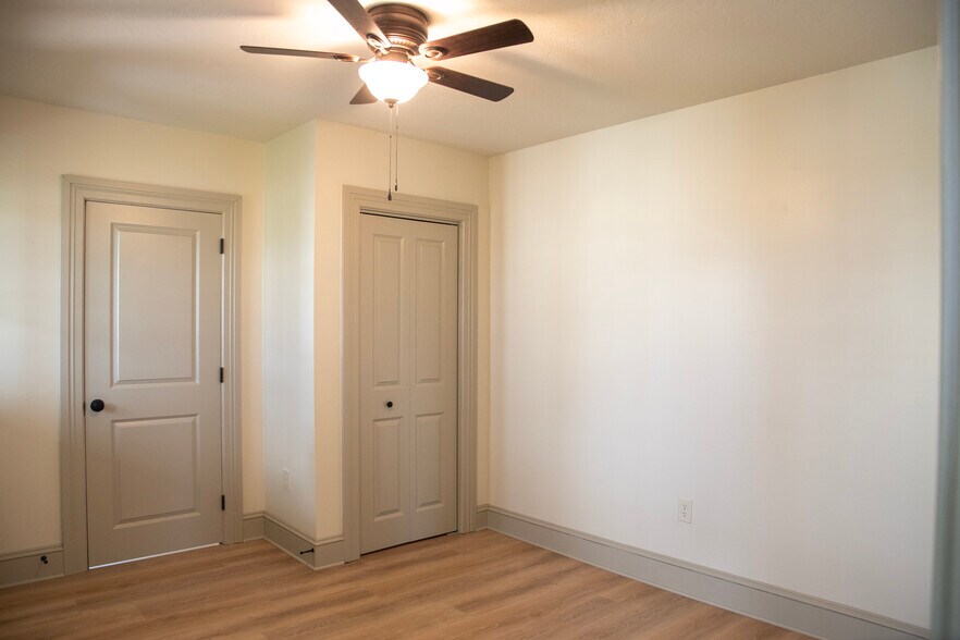 Building Photo - 2493 Mount Joy Rd