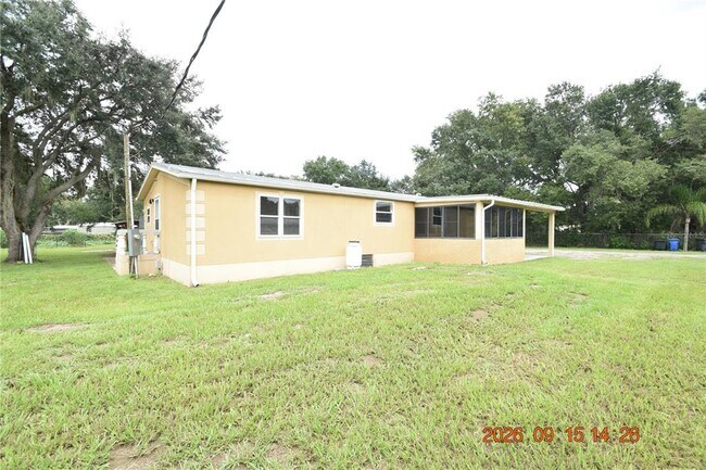 Building Photo - 12106 Waterview Dr