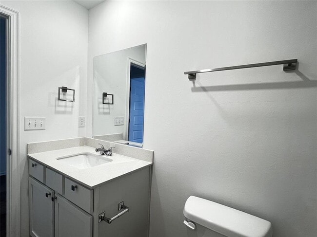 Building Photo - 3433 Little Creek Dr