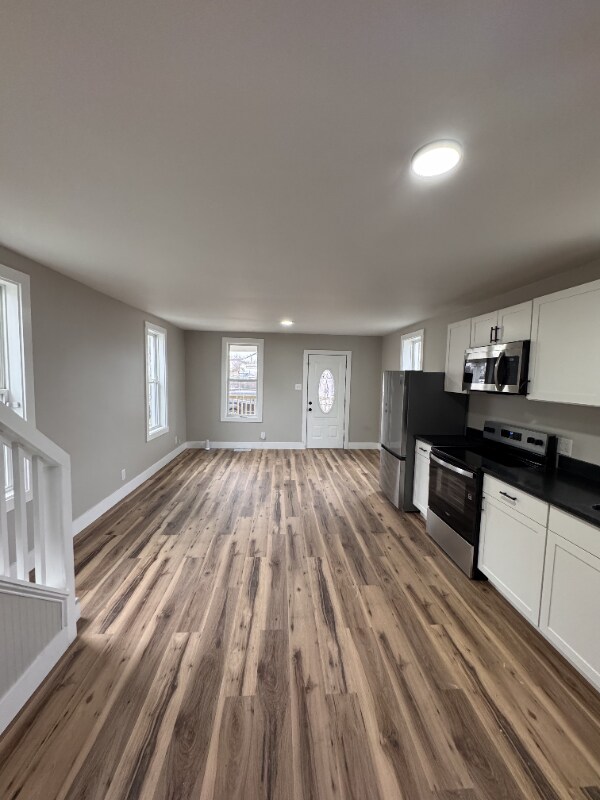 Building Photo - 348 Logan St