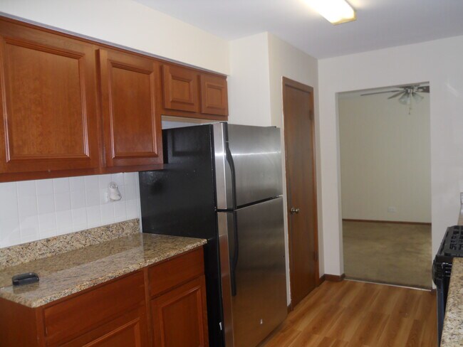 Kitchen - 1922 N 18th Ave