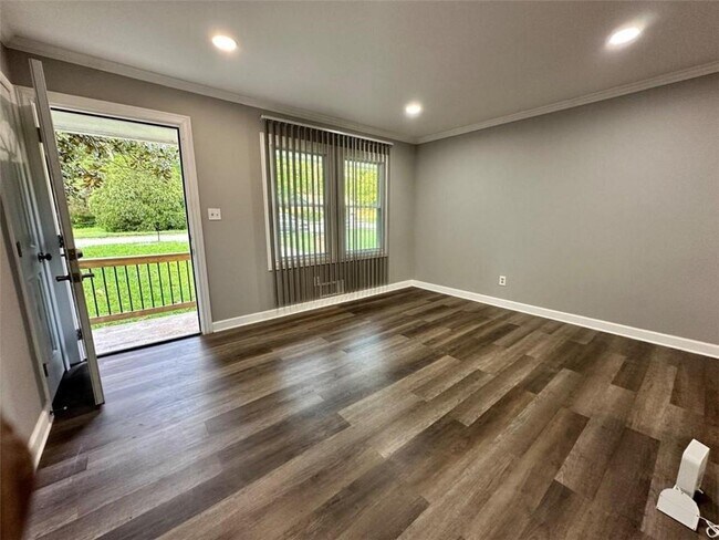 Building Photo - 8153 Attleboro Dr