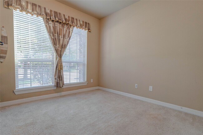 Building Photo - 27810 Yorkshire Brook Ln