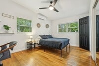 Building Photo - 318 E Jersey St
