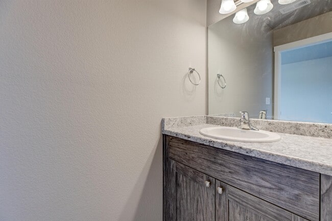 Building Photo - 4685 Pleasant Port View