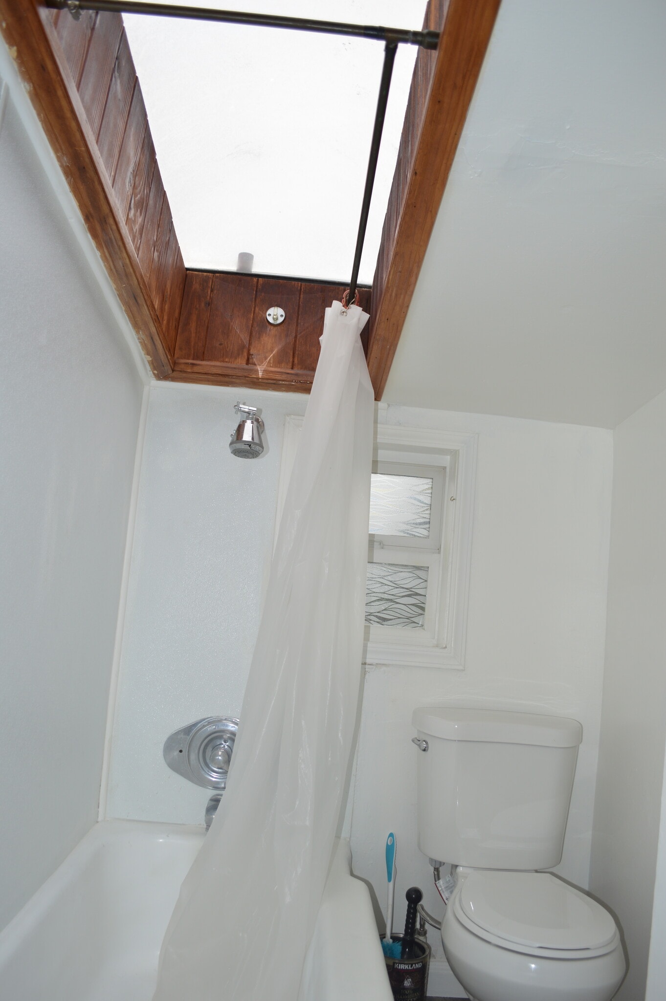 Building Photo - 430 S Holladay Dr