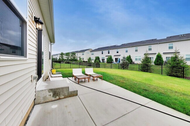 Building Photo - 420 Radcliff Ln