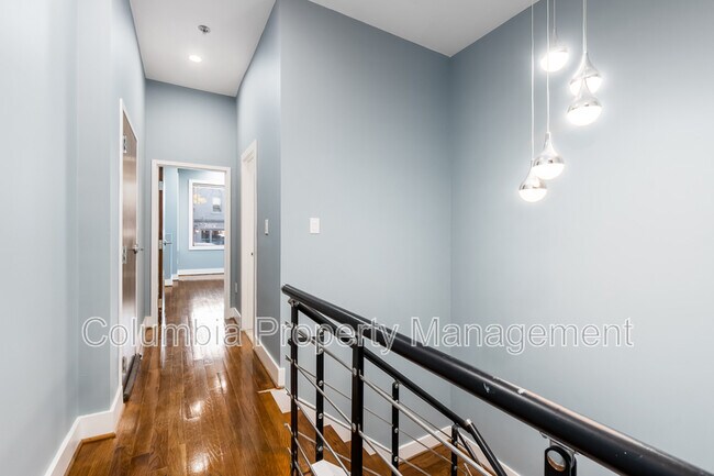 Building Photo - 1553 9th St NW