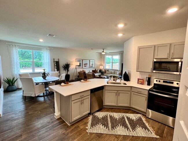 Building Photo - 101 Altamont St