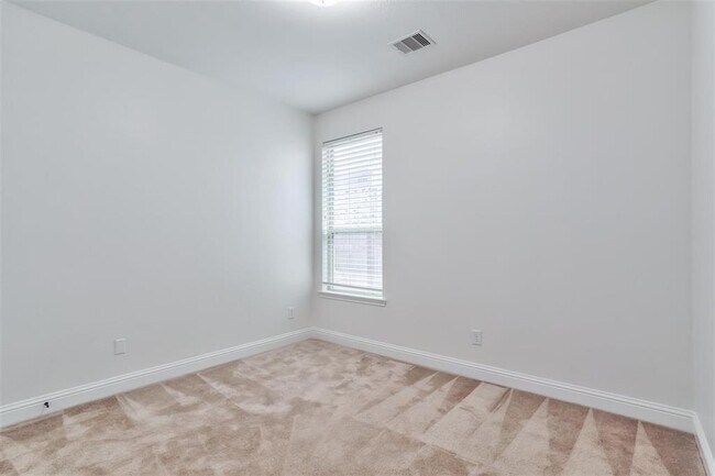Building Photo - 3414 Smart Sands Ln
