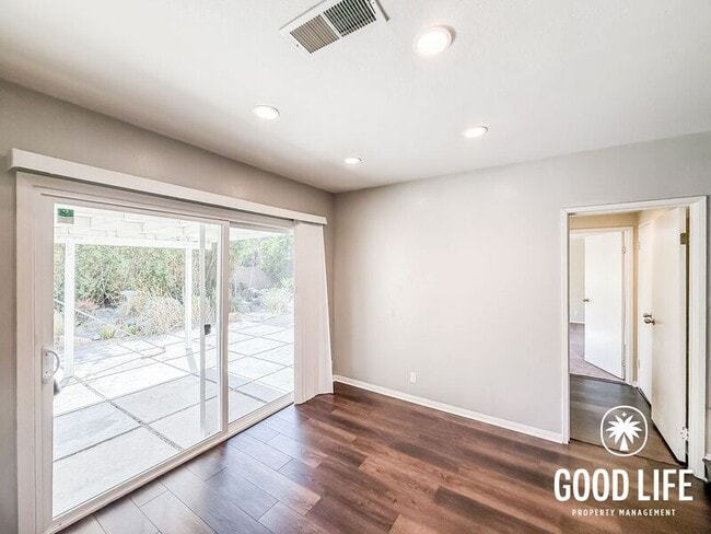 Building Photo - 9312 Alderbury St
