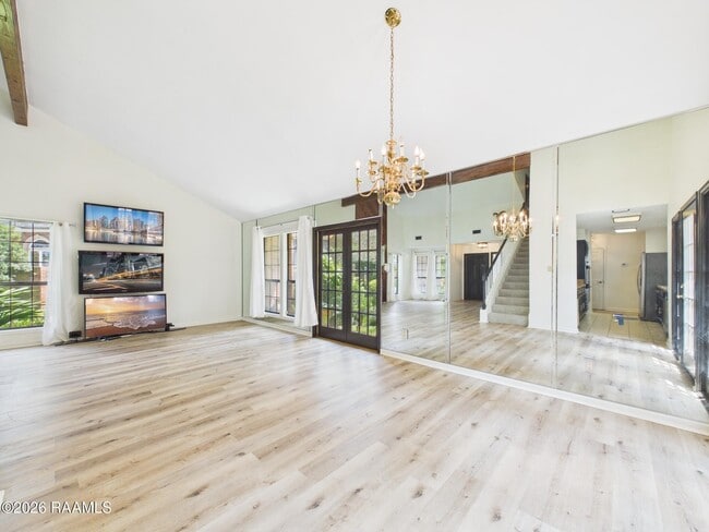 Building Photo - 604 Briargate Cir