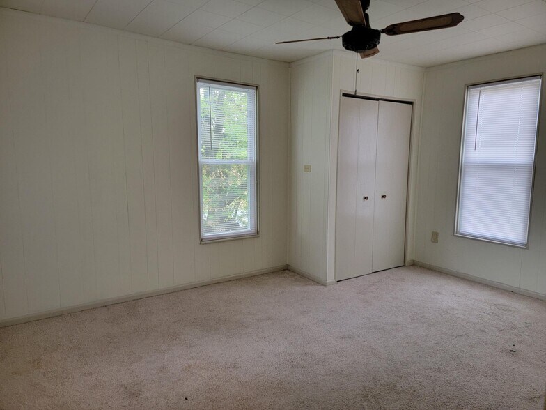Building Photo - 2415 Donegal Springs Rd