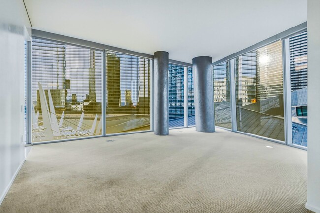 Building Photo - Veer Towers 602W-Strip and CityCenter Views form this Stunning 2Bd/2Ba Residence